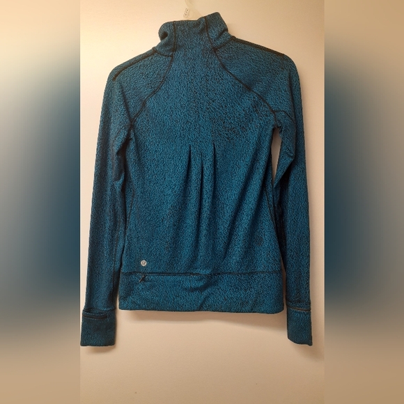 Lululemon half-zip light sweater - size 4 - Picture 4 of 6